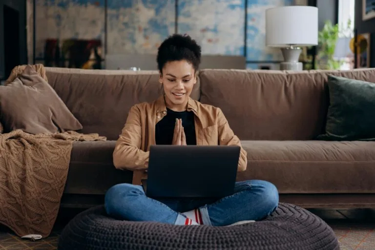 How to Make a Financial Year-End List (And Check it Twice)